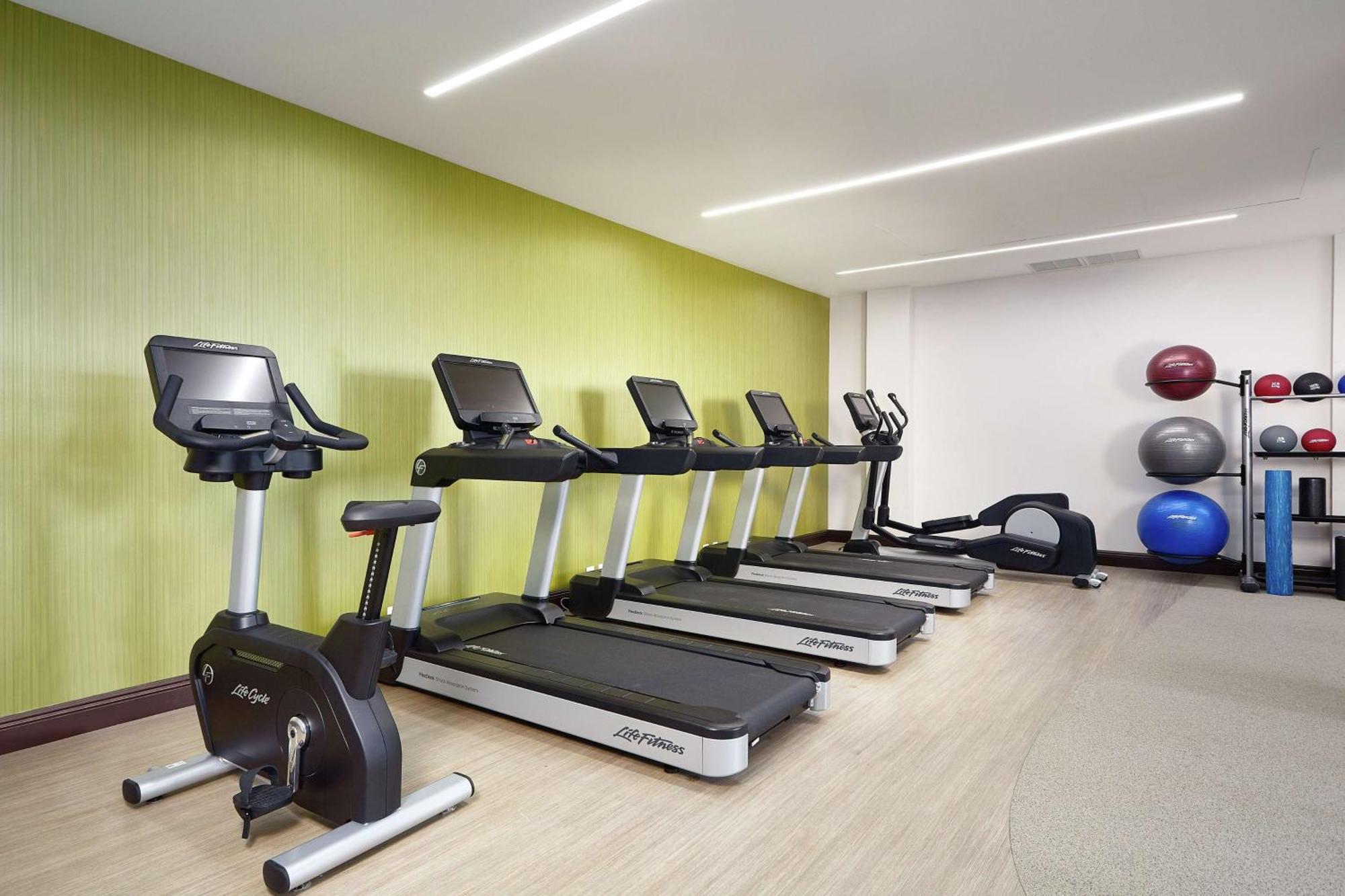 Hilton Doubletree By Hilton Managua Hotel Bagian luar foto