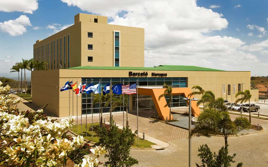 Hilton Doubletree By Hilton Managua Hotel Bagian luar foto